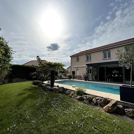 Reims Champagne Vineyard Villa Lavannes