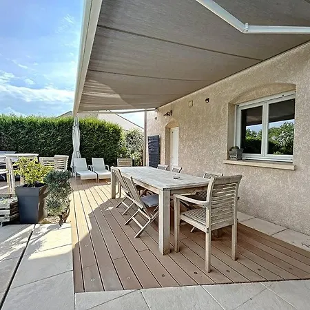 Reims Champagne Vineyard Villa Lavannes